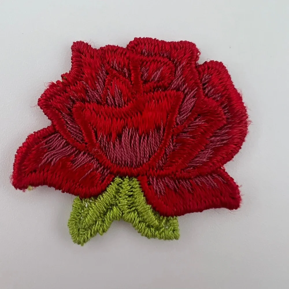 Red Rose Embroidered Patch‎ Applique Sew On Floral Embroidery Craft Patch